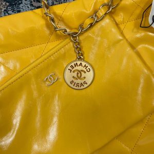 chanel as3260 22 small handbag shiny calfskin yellow gold 006 luxibags.ru .jpg