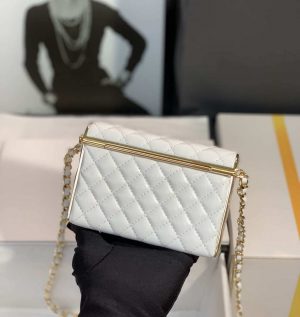 chanel as3308 small evening bag 22a limited edition white lambskin gold 002 luxibags.ru .jpg
