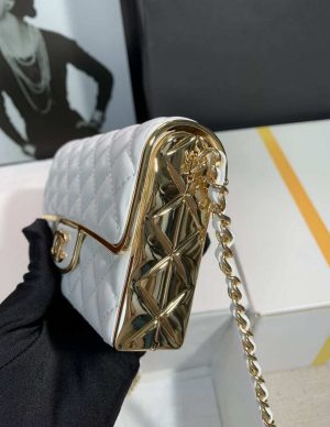 chanel as3308 small evening bag 22a limited edition white lambskin gold 006 luxibags.ru .jpg