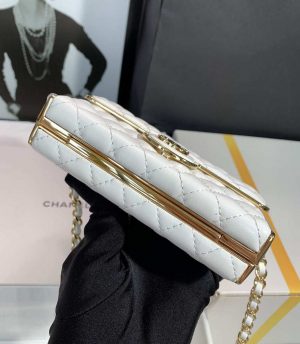 chanel as3308 small evening bag 22a limited edition white lambskin gold 007 luxibags.ru .jpg