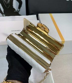 chanel as3308 small evening bag 22a limited edition white lambskin gold 008 luxibags.ru .jpg