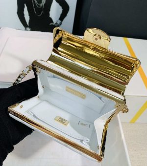 chanel as3308 small evening bag 22a limited edition white lambskin gold 009 luxibags.ru .jpg