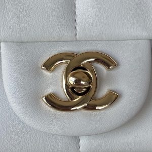 chanel as3330 mini flap 17cm bag white lambskin 003 luxibags.ru .jpg
