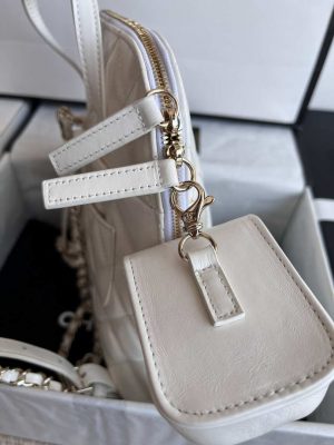 chanel as3332 backpack shiny calfskin bag white 007 luxibags.ru .jpg