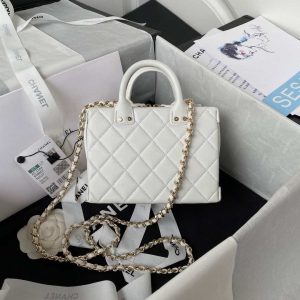 chanel as3344 small vanity case calfskin gold tone metal white 002 luxibags.ru .jpg