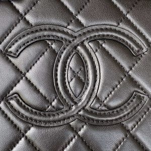 chanel as3345 vanity case calfskin gold tone metal black 003 luxibags.ru .jpg