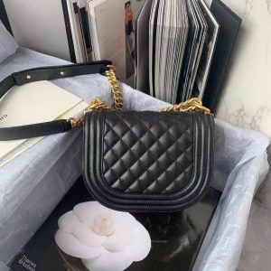 chanel as3350 small boy chanel messenger bag lambskin black 05 luxibags.ru .jpg