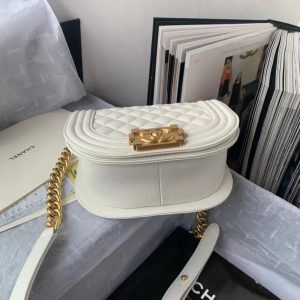 chanel as3350 small boy chanel messenger bag lambskin white 05 luxibags.ru .jpg