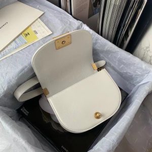 chanel as3350 small boy chanel messenger bag lambskin white 07 luxibags.ru .jpg