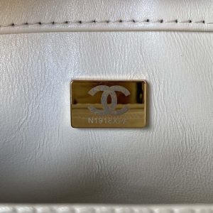 chanel as3356 flap 23fw patent leather camellia white 008 luxibags.ru .jpg