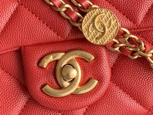 chanel as3369 small flap bag shiny calfskin gold tone metal red 03 luxibags.ru .jpg