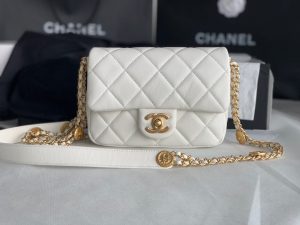 chanel as3369 small flap bag shiny calfskin gold tone metal white 02 luxibags.ru .jpg