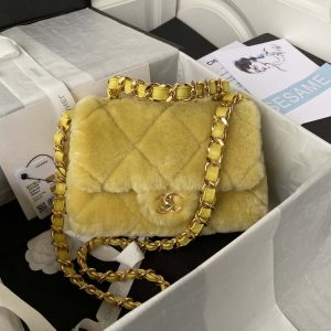 chanel as3499 flap bag shearling yellow 001 luxibags.ru .jpg
