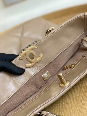 chanel as3519 chanel19 shopping bag shiny lambskin brown 007 luxibags.ru .jpg