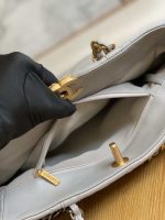 chanel as3519 chanel19 shopping bag shiny lambskin gray 005 luxibags.ru .jpg