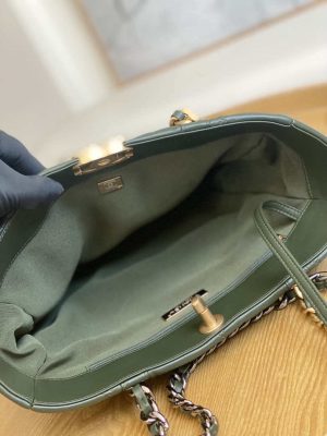 chanel as3519 chanel19 shopping bag shiny lambskin green 009 luxibags.ru .jpg