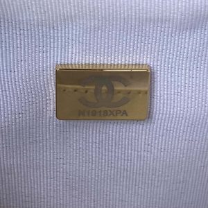 chanel as3562 ssmall hobo handbag lambskin white 009 luxibags.ru .jpg