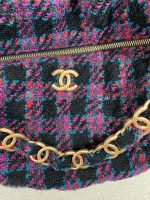 chanel as3564 maxi hobo bag wool tweed gold tone metal purple 005 luxibags.ru .jpg