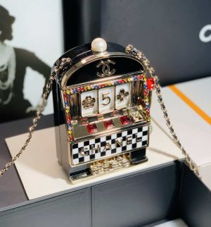 chanel as3586 2023ss walk on embroidery slot shoulder bag black 005 luxibags.ru .jpg