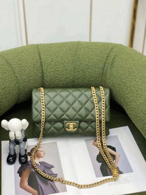 chanel as3609 flap bag lambskin lambskin gold tone metal green 002 luxibags.ru .jpg