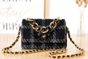 chanel as3611 small flap bag wool tweed gold tone metal black gray 001 luxibags.ru .jpg