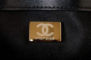 chanel as3611 small flap bag wool tweed gold tone metal black gray 009 luxibags.ru .jpg
