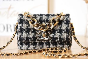 chanel as3611 small flap bag wool tweed gold tone metal gray white 002 luxibags.ru .jpg