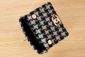 chanel as3611 small flap bag wool tweed gold tone metal gray white 007 luxibags.ru .jpg