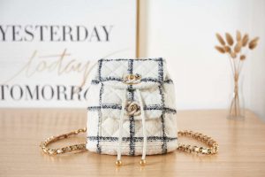 chanel as3615 backpack wool tweed gold tone metal white black 010 luxibags.ru .jpg