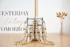 chanel as3615 backpack wool tweed gold tone metal white black 013 luxibags.ru .jpg