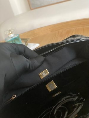 chanel as3653 small flap bag with top handle patent calfskin gold tone metal black 008 luxibags.ru .jpg