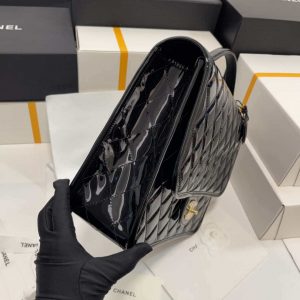 chanel as3662 large backpack patent calfskin gold tone metal black 005 luxibags.ru .jpg