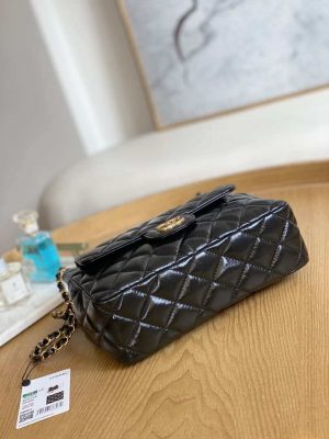 chanel as3690 hobo handbag shiny crumpled calfskin gold tone metal black 005 luxibags.ru .jpg