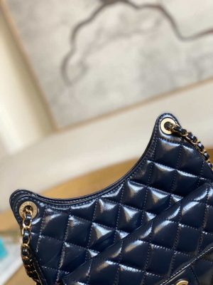 chanel as3690 hobo handbag shiny crumpled calfskin gold tone metal navy blue 006 luxibags.ru .jpg