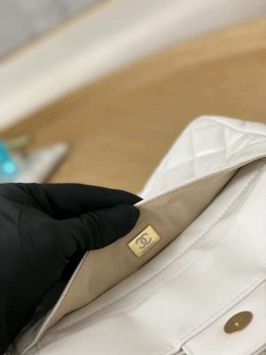 chanel as3690 hobo handbag shiny crumpled calfskin gold tone metal white 009 luxibags.ru .jpg