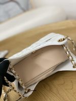 chanel as3710 small hobo handbag shiny crumpled calfskin gold tone metal white 007 luxibags.ru .jpg