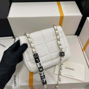 chanel as3744 mini flap bag white lambskin resin gold tone metal white 009 luxibags.ru .jpg