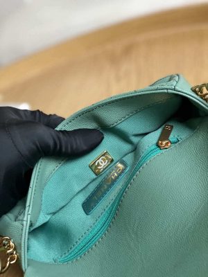 chanel as3757 mini flap bag grained calfskin gold tone metal green 009 luxibags.ru .jpg