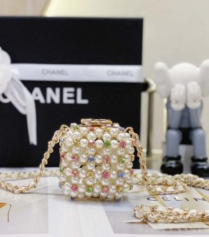 chanel as3769 mini evening bag imitation pearls gold tone metal white multicolor 002 luxibags.ru .jpg