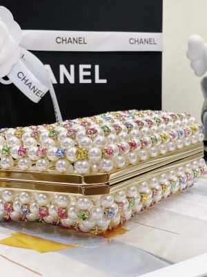 chanel as3771 evening bag glass pearls gold tone metal white multicolor 005 luxibags.ru .jpg