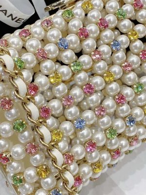 chanel as3771 evening bag glass pearls gold tone metal white multicolor 007 luxibags.ru .jpg