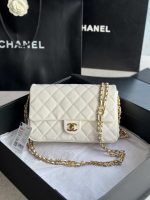 chanel as3777 flap bag grained calfskin gold tone metal white 001 luxibags.ru .jpg