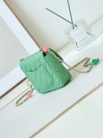 chanel as3782 mini flap bag 23p enamel gold tone metal 16cm green 03 luxibags.ru .jpg