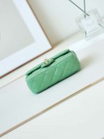 chanel as3782 mini flap bag 23p enamel gold tone metal 16cm green 06 luxibags.ru .jpg