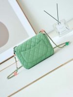 chanel as3783 small flap bag 23p lambskin gold tone metal 18 5 cm green 05 luxibags.ru .jpg