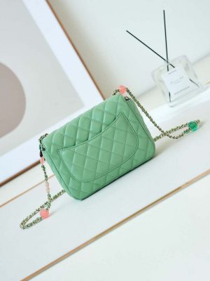 chanel as3783 small flap bag 23p lambskin gold tone metal 18 5 cm green 05 luxibags.ru .jpg