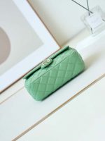 chanel as3783 small flap bag 23p lambskin gold tone metal 18 5 cm green 06 luxibags.ru .jpg