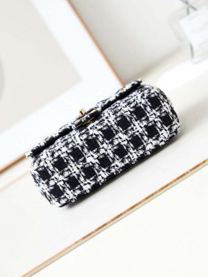 chanel as3783 small flap bag 23p tweed gold tone metal 18 5 cm black white 06 luxibags.ru .jpg