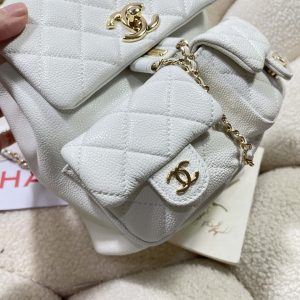 chanel as3860 backpack grained shiny calfskin gold tone metal white 006 luxibags.ru .jpg