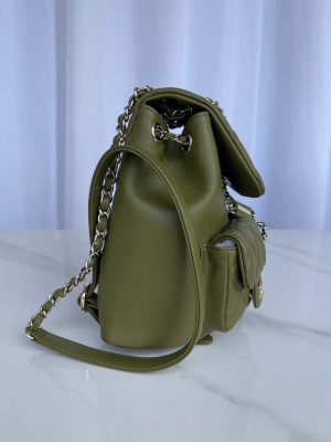 chanel as3860 backpack shiny lambskin gold dark green 002 luxibags.ru .jpg